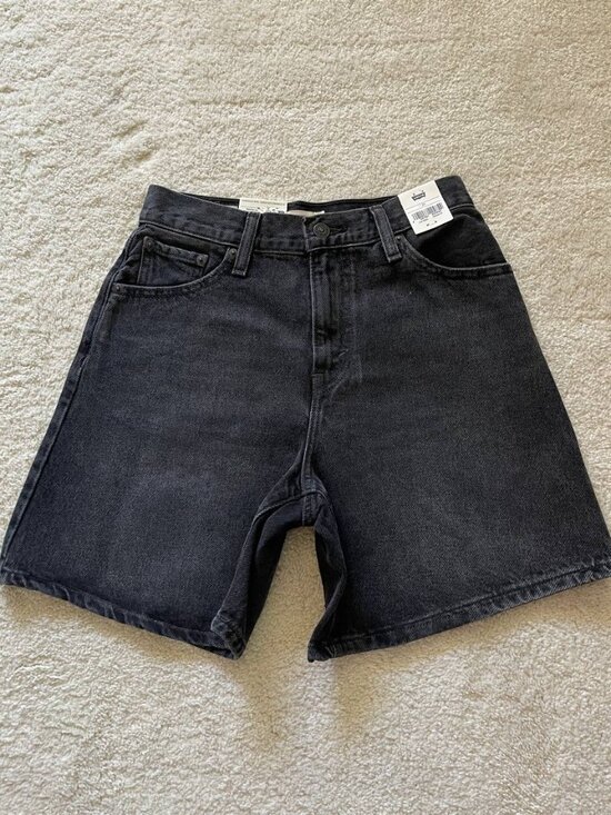 Levi's Pants - NWT Premium Levi's High Rise Baggy Shorts Black Wash Size 25